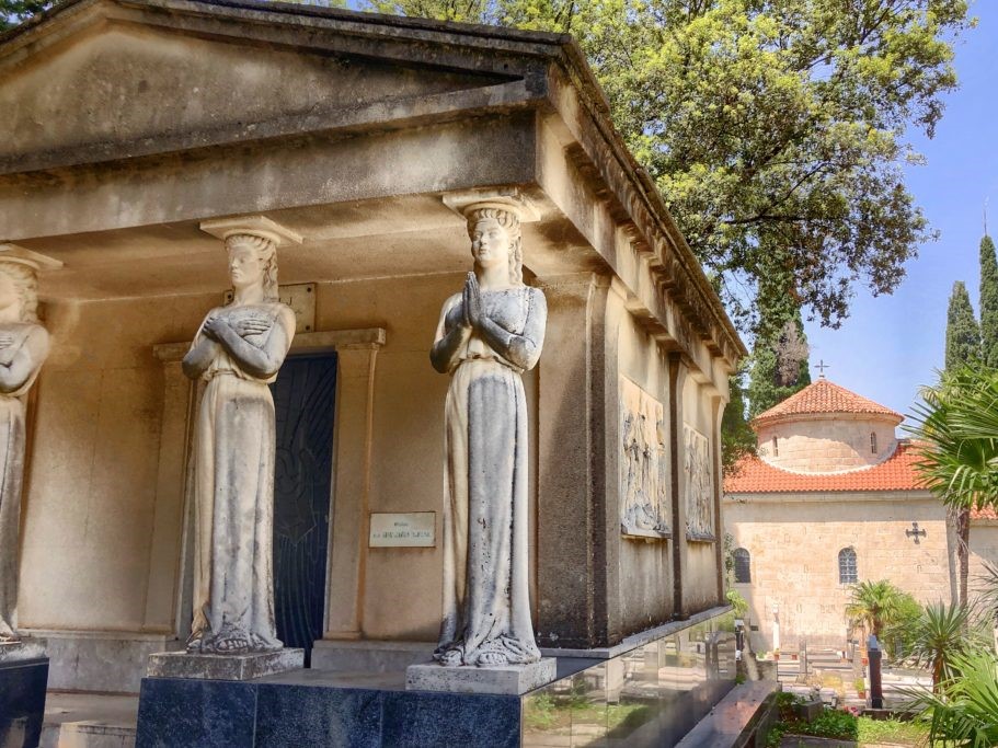 škaljari cemetery kotor montenegro